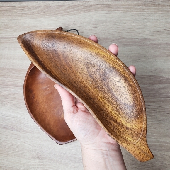 VINTAGE Fruit Shaped Wooden Trays - Picture 3 of 15